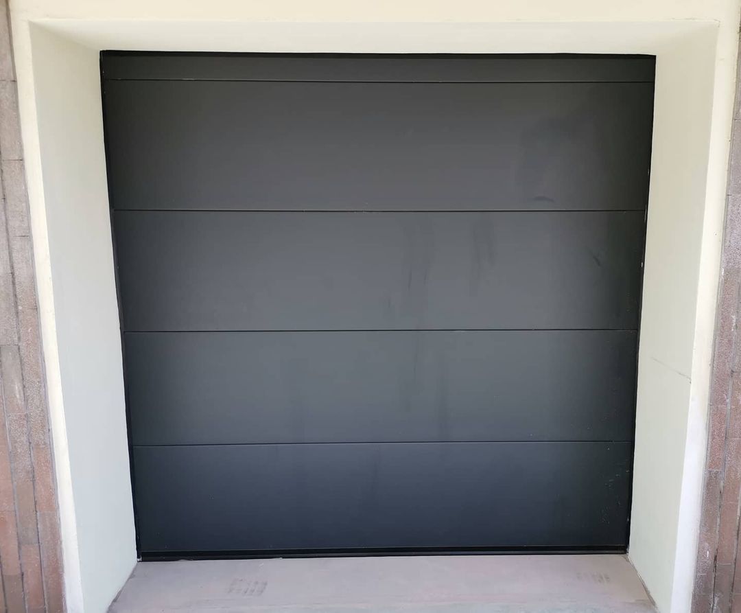 Porte da garage sezionali motorizzate