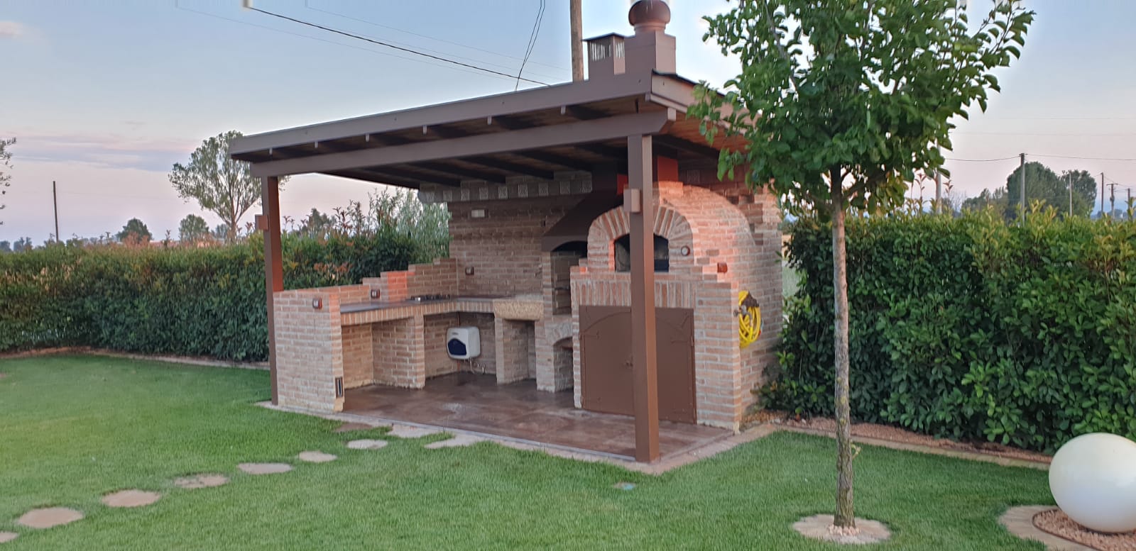 Tettoie e pergolati in ferro